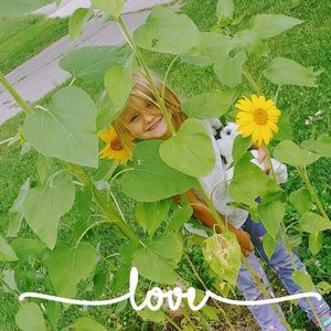 Meet your Posher, Suzanne